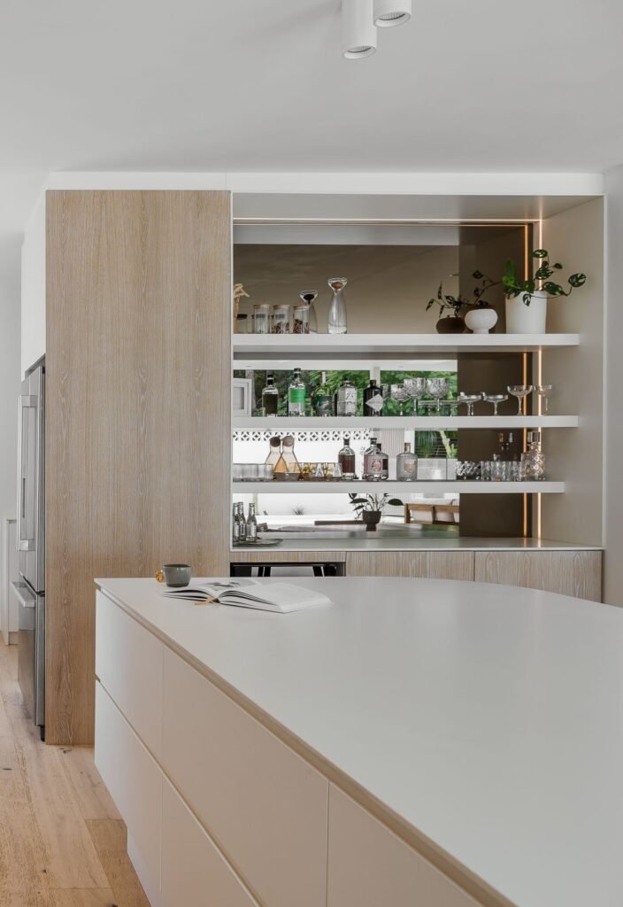 Just White Neolith