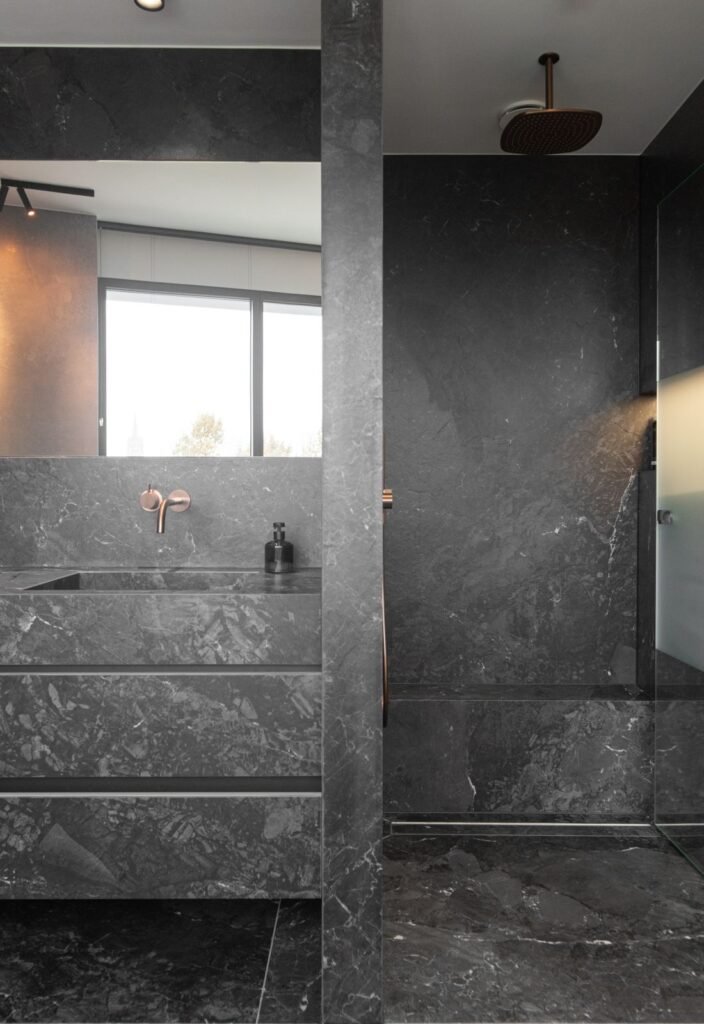 Layla Neolith